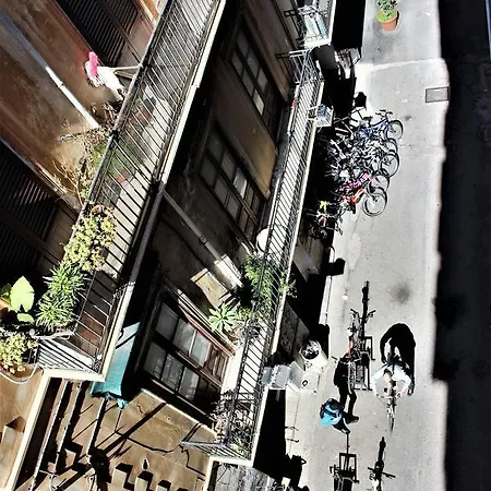 La Via Delle Biciclette ベッド・アンド・ブレックファスト 3*