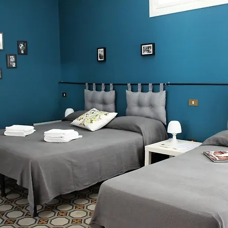 Couette-café La Via Delle Biciclette 3*
