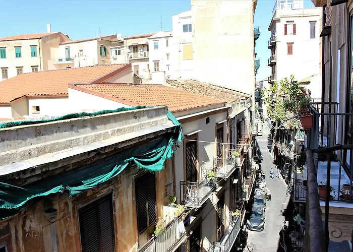 La Via Delle Biciclette 3* باليرمو